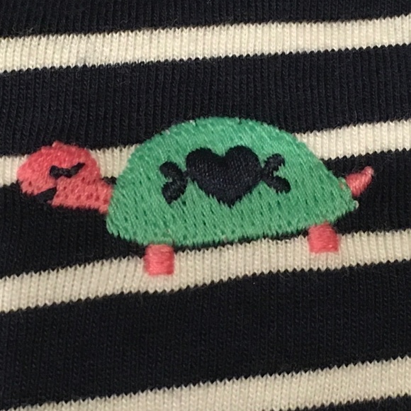 Carter’s baby girl 2 piece set NWT size 9 months. - Picture 2 of 10